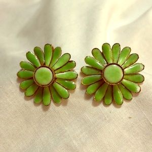 Vintage flower clip one